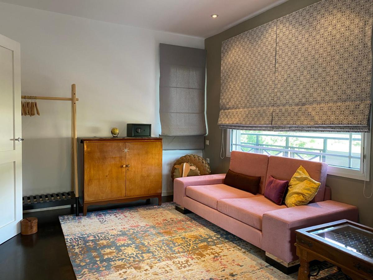 Nireon Apartment Nea Iraklitsa Bagian luar foto